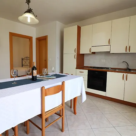 Marta Отранто